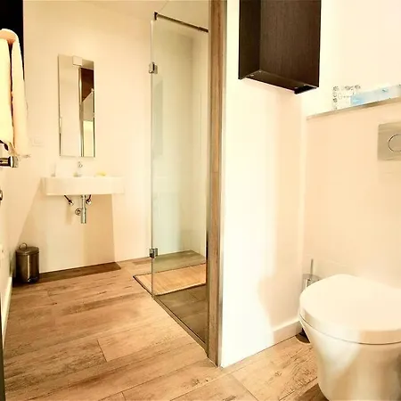 Apartment Appart Cosy A Deux Pas De La Comedie
